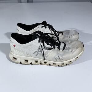 On Cloud X Women's Size 8 Running Shoes White Black Athletic Trainer Sneakers